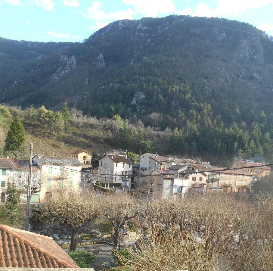 Studio Meuble Au Pied Du Mercantour Fontan Zewnętrze zdjęcie